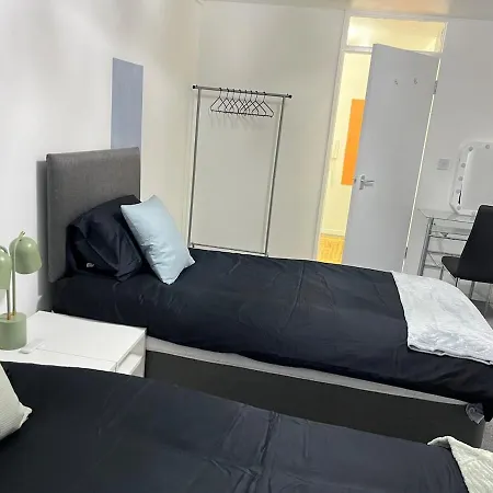 Leeds Centre 2 Bed With Free Parking