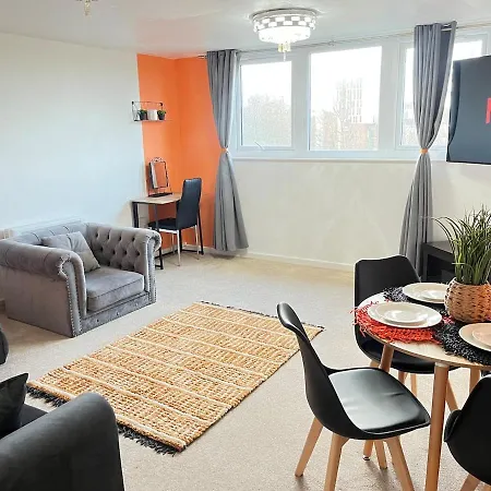 Centre 2 Bed With Free Parking * 利兹