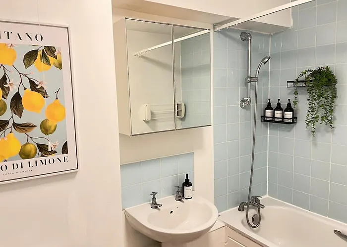 Centre 2 Bed With Free Parking アパート *