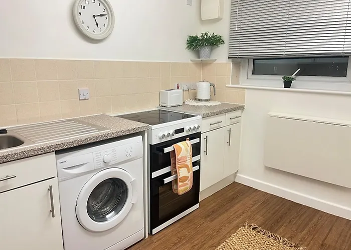 Centre 2 Bed With Free Parking 아파트 리즈