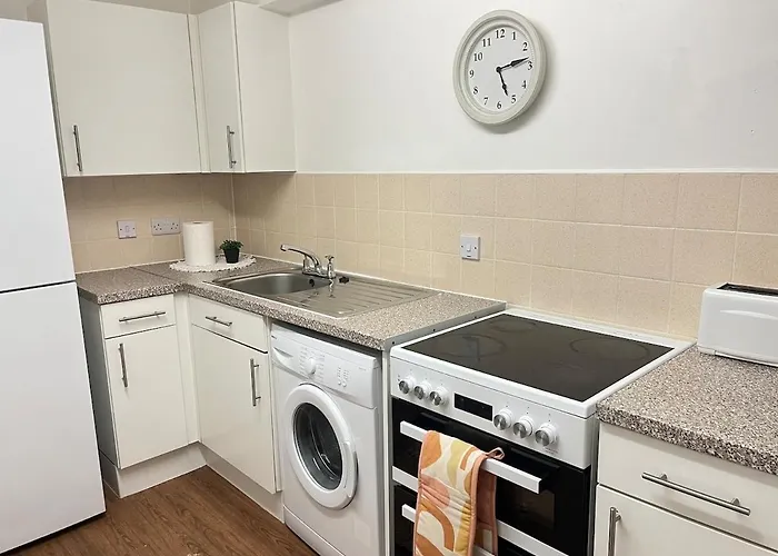 Centre 2 Bed With Free Parking 리즈