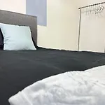 Lejlighed Centre 2 Bed With Free Parking *