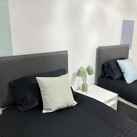 Centre 2 Bed With Free Parking Lejlighed *